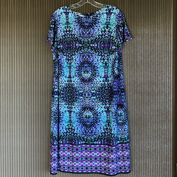 London Times Dresses & Skirts - London Times colorful abstract Clift dress